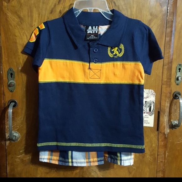 3 Little Boys Short Sets - Picture 4 of 8